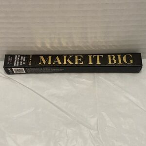 Black and Gold 'Make It Big' Mascara